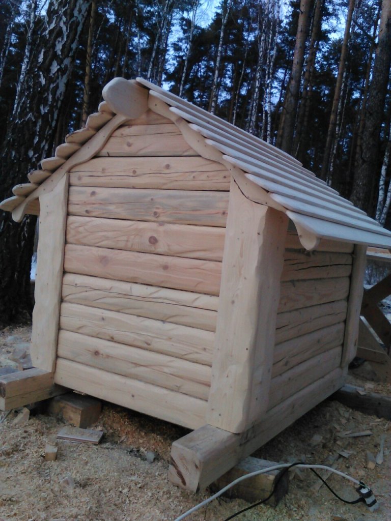 Будка из дерева Будка из дерева